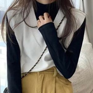 Cropped Sweater Vest